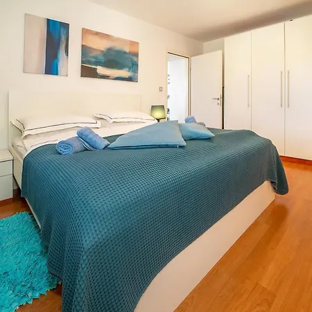 Jelka 1 Apartman Krk Town