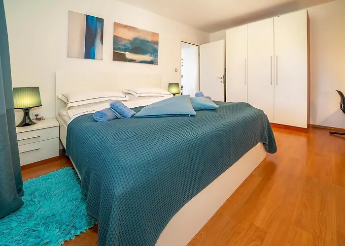 Jelka 1 Lägenhet Krk Town